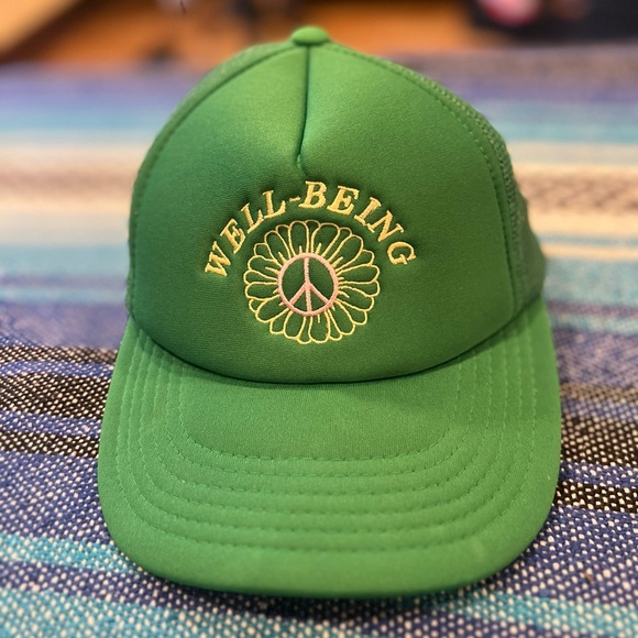 ☮️ VINTAGE “Well Being” SnapBack green hat - Picture 1 of 5